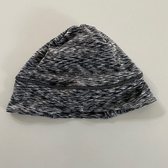 Lululemon Beanie/Hat - Picture 1 of 4